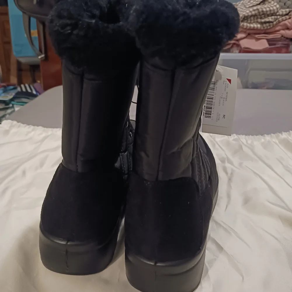 NWT!! WOMEN'S WATERPROOF WINTER BOOTS Sz 7 - Picture 4 of 13